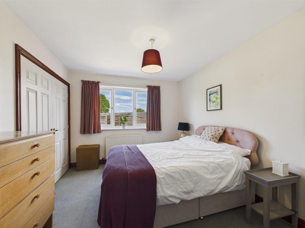 Cam04092 g0 pr0068 still011