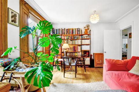 1 bedroom flat for sale, Bouverie Road, London, N16