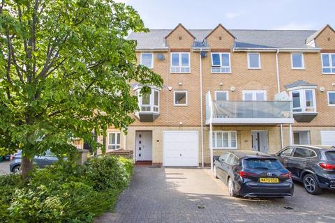 4 bedroom townhouse for sale