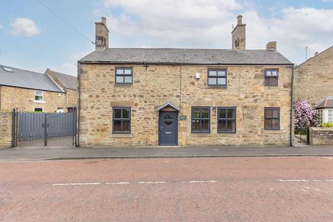 4 bedroom detached house for sale, Orchard Cottage, Barmoor Lane, Ryton