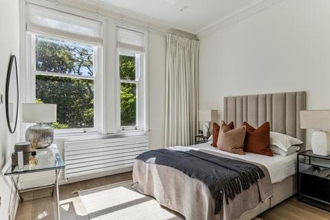 2 bedroom flat for sale, Bolton Gardens, Earls Court, London