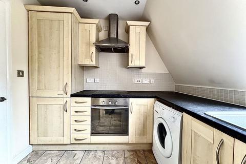 2 bedroom apartment for sale, Birmingham New Road, COSELEY, WV14 9PR