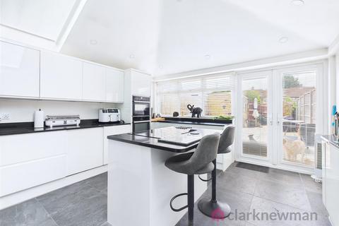 179 Arkwrights, Harlow, CM20 3NB