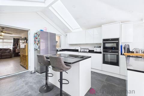 179 Arkwrights, Harlow, CM20 3NB