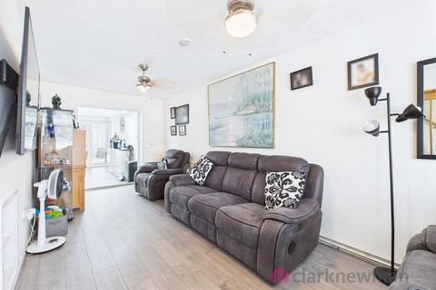 179 Arkwrights, Harlow, CM20 3NB