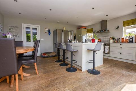4 bedroom semi-detached house for sale, Empingham Road, Stamford