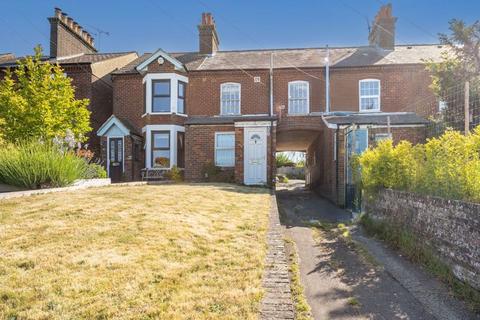 undefined, Tring