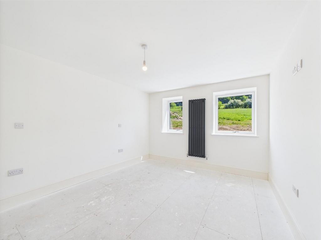 CAM03810 G0-PR0289-STILL016.jpg