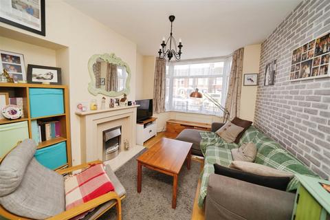 3 bedroom terraced house for sale, Keswick Gardens, Hull
