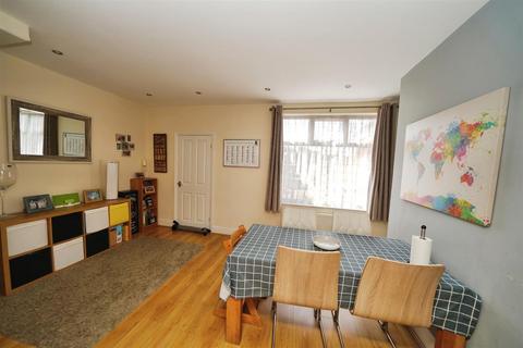 3 bedroom terraced house for sale, Keswick Gardens, Hull