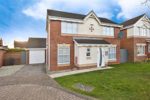 3 bedroom detached house for sale, St. Anthony's Close, Hull
