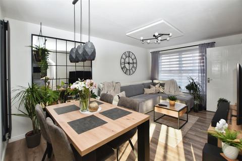 3 bedroom detached house for sale, St. Anthony's Close, Hull
