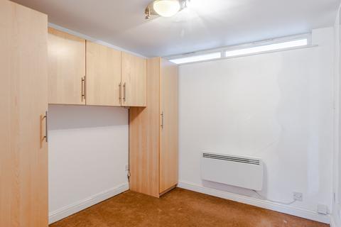 20 Birch Avenue, Leeds, LS15 7QY
