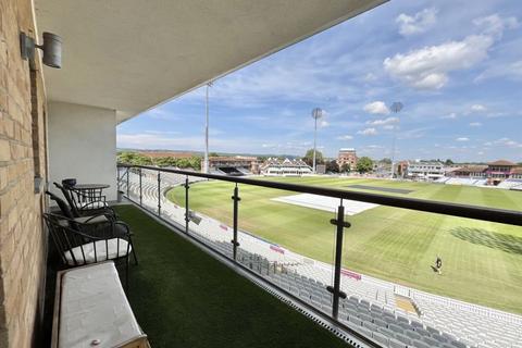 1 bedroom apartment for sale, Coal Orchard, Taunton TA1