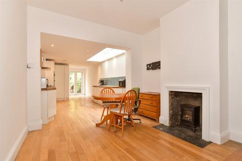 2 bedroom terraced house for sale, Five Ash Road, Gravesend DA11