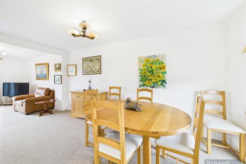 37 Ditton Reach, Thames Ditton, KT7 0XB
