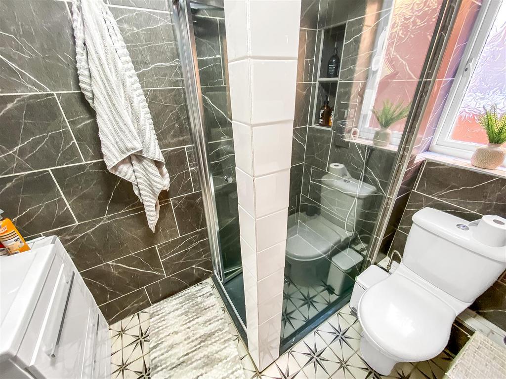 Shower Room/WC