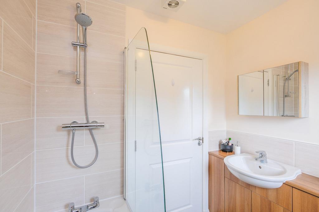 Bathroom alternative view