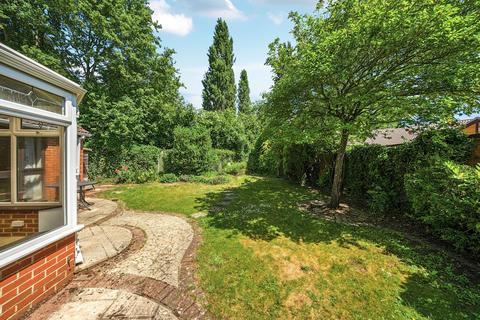 3 bedroom bungalow for sale, Cherwell Drive, Marston, Oxford