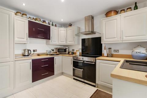2 bedroom bungalow for sale, 17 Minge Lane, Upton Upon Severn, Worcestershire, WR8