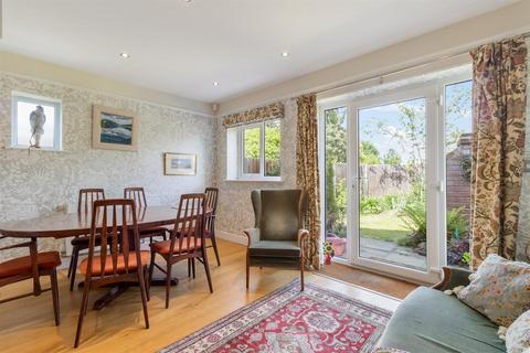 2 bedroom bungalow for sale, 17 Minge Lane, Upton Upon Severn, Worcestershire, WR8