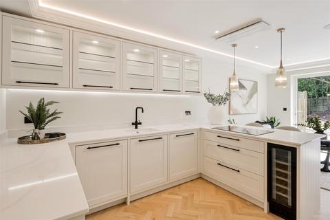 undefined, Hollymeoak Road, Chipstead, Coulsdon