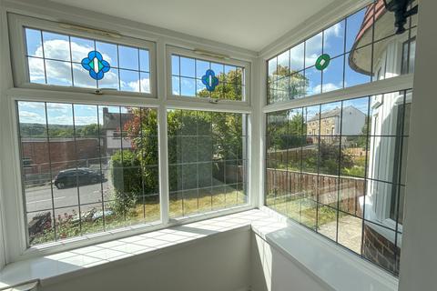 2 Stewartsfield, Rowlands Gill, NE39 1PE