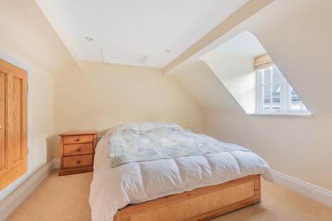 undefined, Adam Court, Oxfordshire RG9