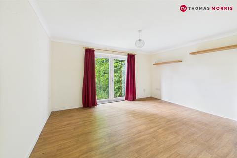 1 bedroom apartment for sale, Darrington Close, St. Neots PE19