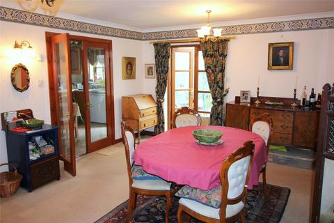 8 Wards Drive, Muir Of Ord, IV6 7PX