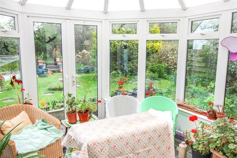 8 Wards Drive, Muir Of Ord, IV6 7PX