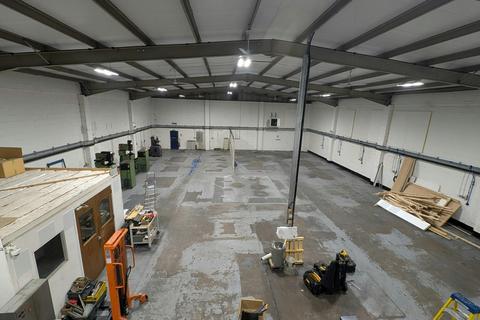 Warehouse to rent, Hillsons Rd Curdridge SO30 2DY