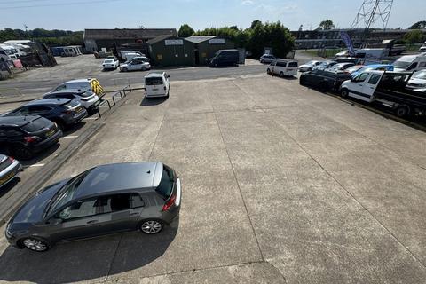 Warehouse to rent, Hillsons Rd Curdridge SO30 2DY