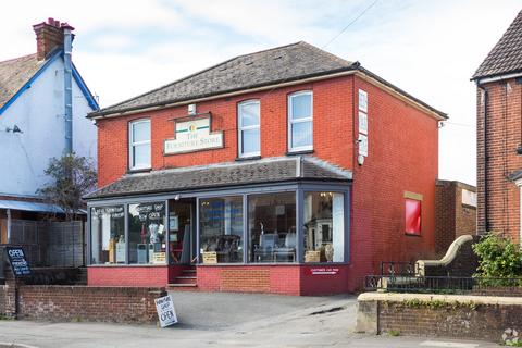 Retail property (high street) for sale, 98-100 Hythe Rd Ashford TN24 8PR