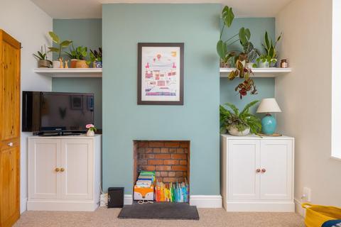 17 Coaley Road, Bristol, BS11 9XD