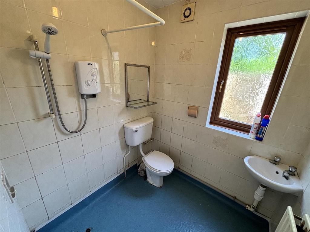 Shower Room/WC