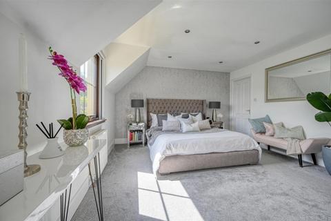 13 Wards Drive, Muir Of Ord, IV6 7PX