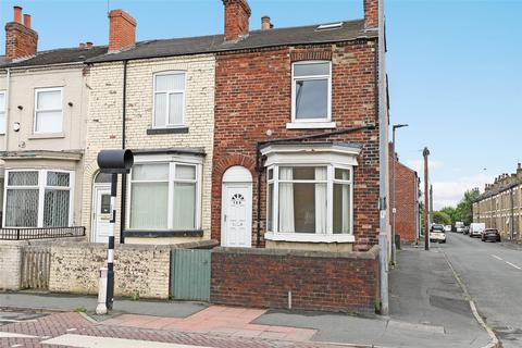 128 Agbrigg Road, Wakefield, WF1 5BL