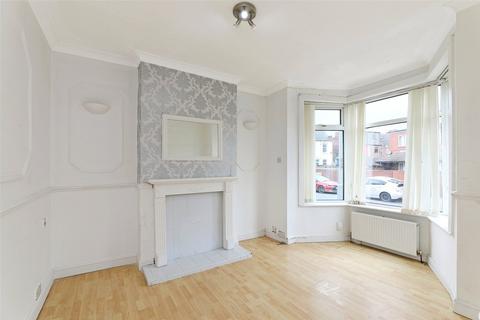 128 Agbrigg Road, Wakefield, WF1 5BL