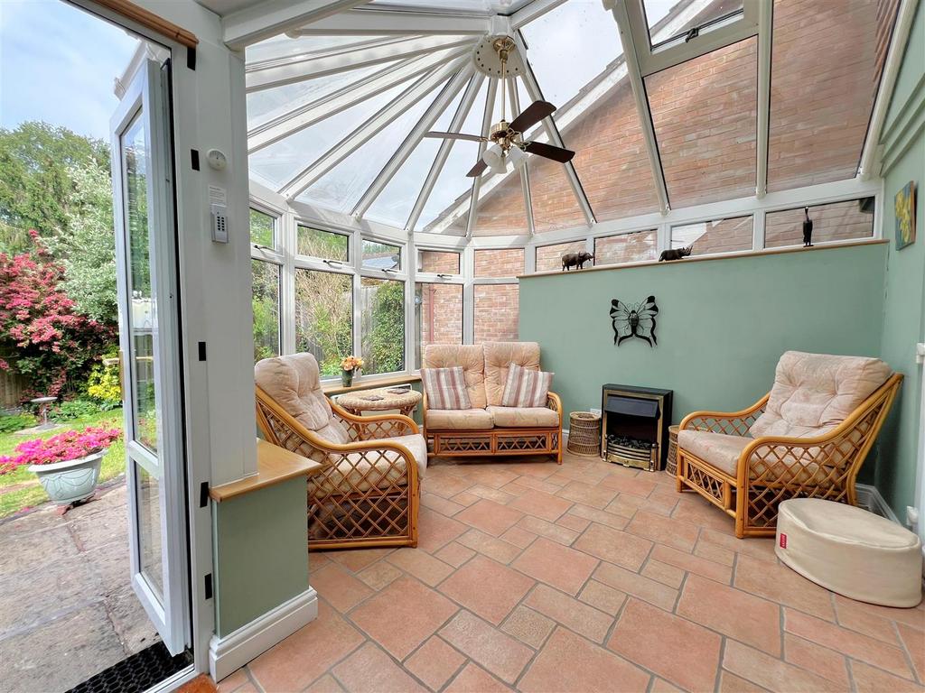 Conservatory 2.jpg
