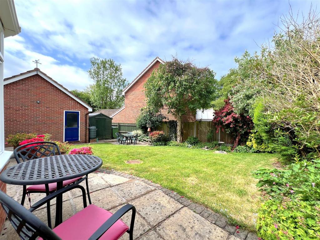Garden 4.jpg