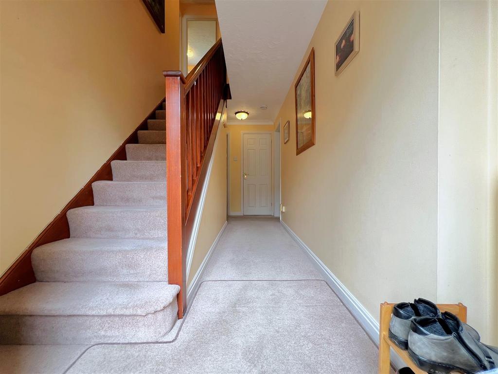 Hall.jpg