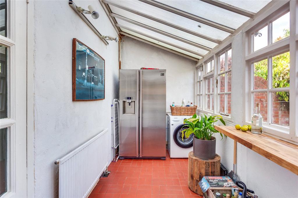 Garden/Utility Room