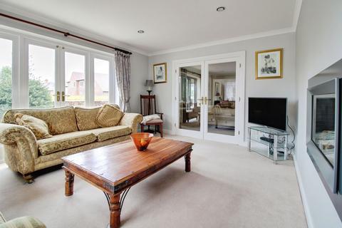 4 bedroom detached house for sale, Burycroft, Swindon SN4