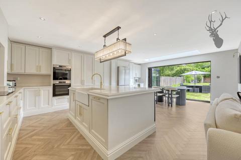 4 bedroom detached house for sale, Ongar Road, Abridge, Romford