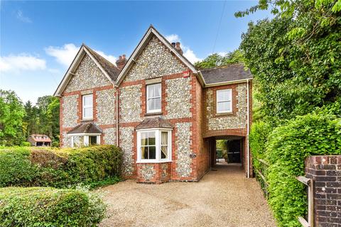 undefined, Hambledon, Hampshire, PO7