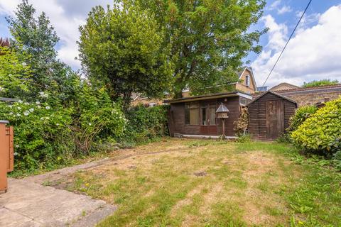 3 bedroom semi-detached house for sale, London W4