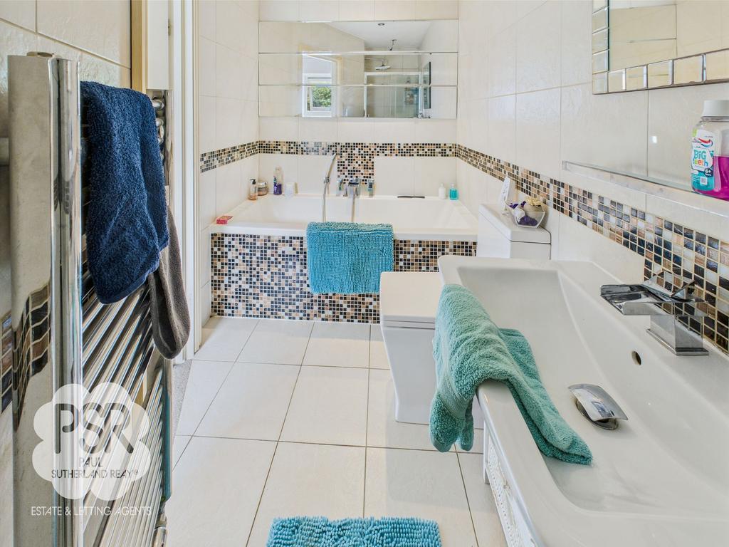 Annexe Bathroom