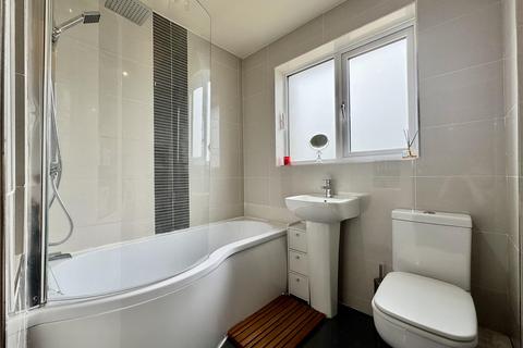 3 bedroom semi-detached house for sale, Rushfield Vale, Fenay Bridge, Huddersfield, HD8 0BX