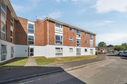 9 Ravensmede Way, London, W4 1TD